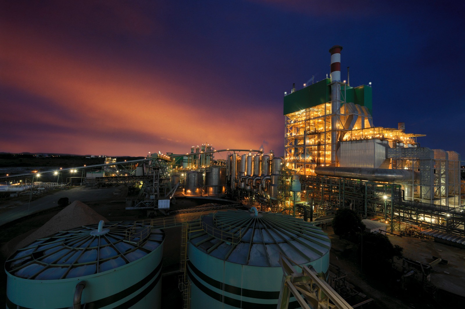 Empresa de produção de celulose solúvel oferece vagas de emprego em Camaçari e Alagoinhas, na Bahia; veja como se candidatar