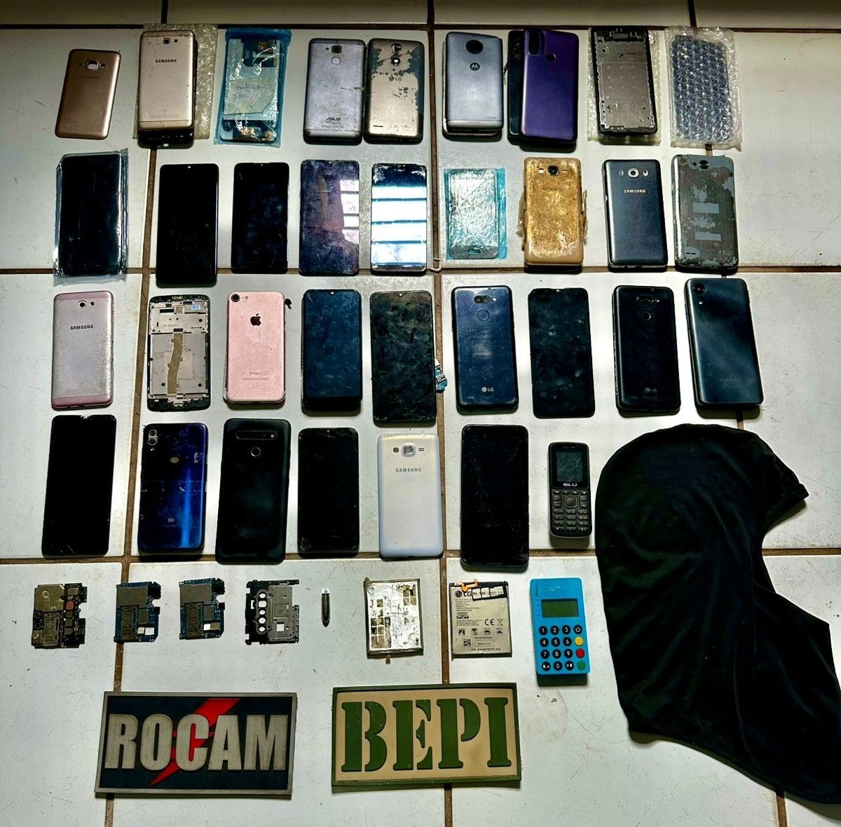 Homem é preso com mais de 30 celulares roubados no bairro Torquato Neto, Zona Sul de Teresina