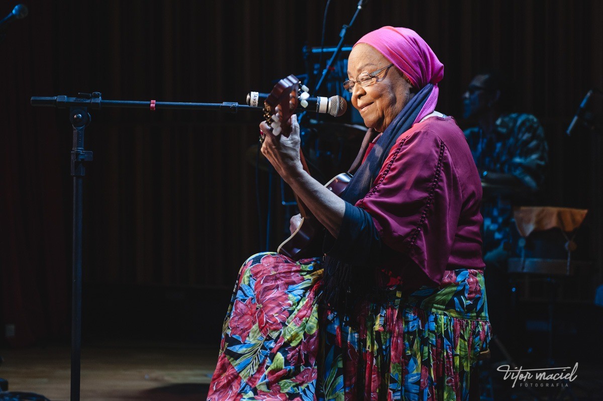 Morre, aos 85 anos, a cantora Dona Jandira