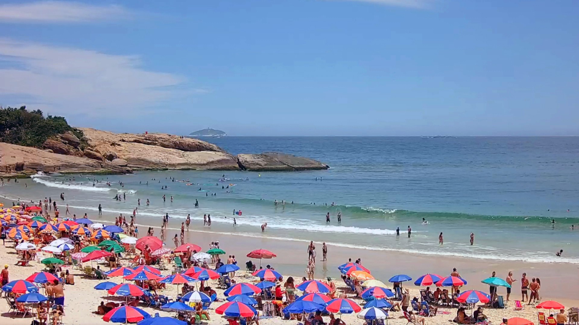 Natal com praia! Semana no Rio será de sol e calor de até 40 graus