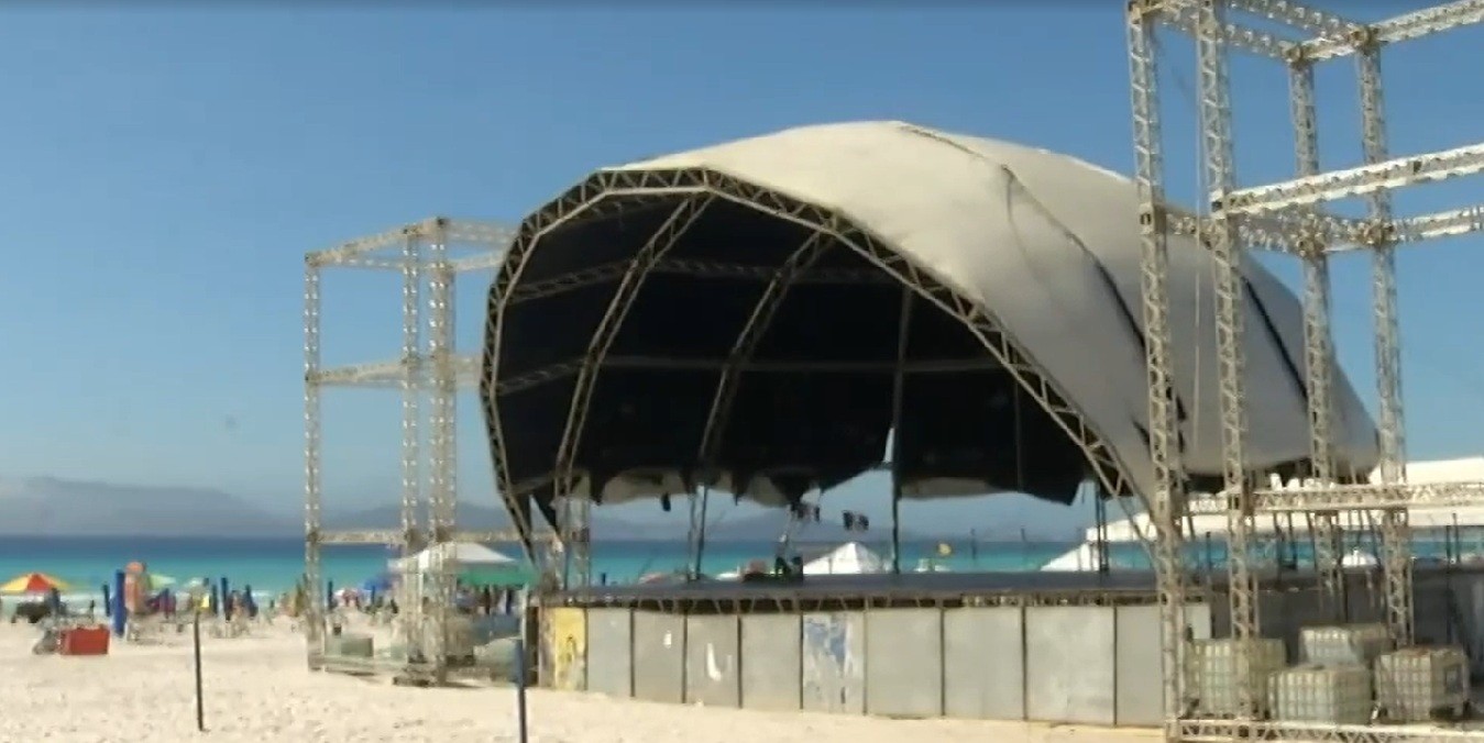 Réveillon em Cabo Frio tem retomada da queima de fogos e hotéis com 100% de ocupação