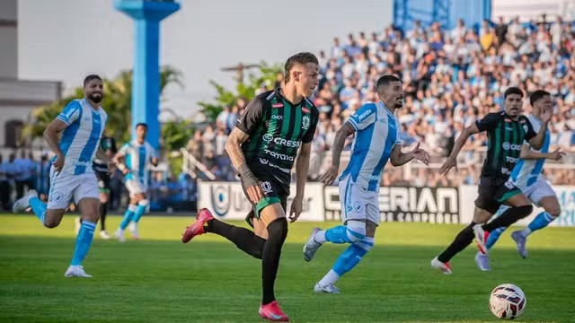 Empresário é investigado por oferecer R$ 15 mil para jogadores do Londrina receberem cartão amarelo na Série C
