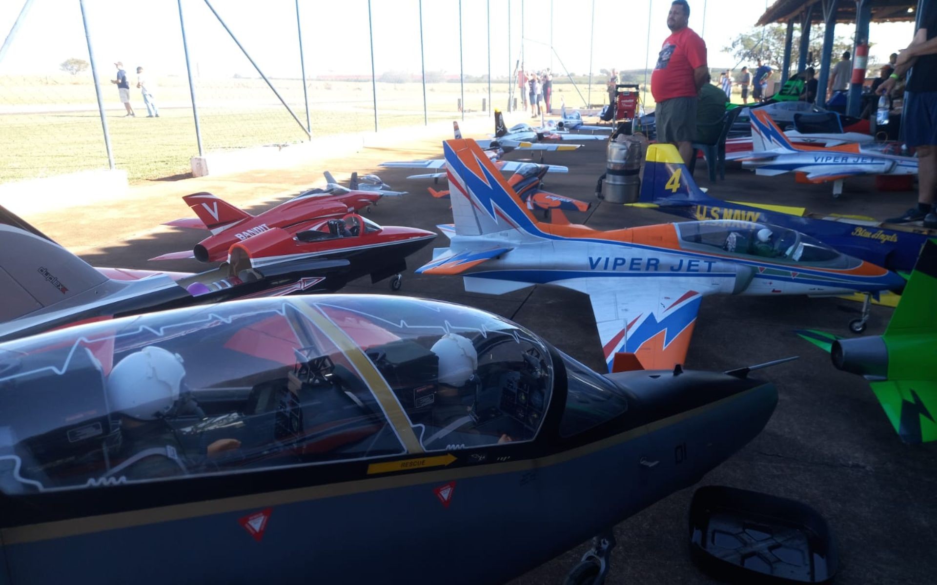 Encontro de aeronaves em miniatura atrai visitantes a Mirassol