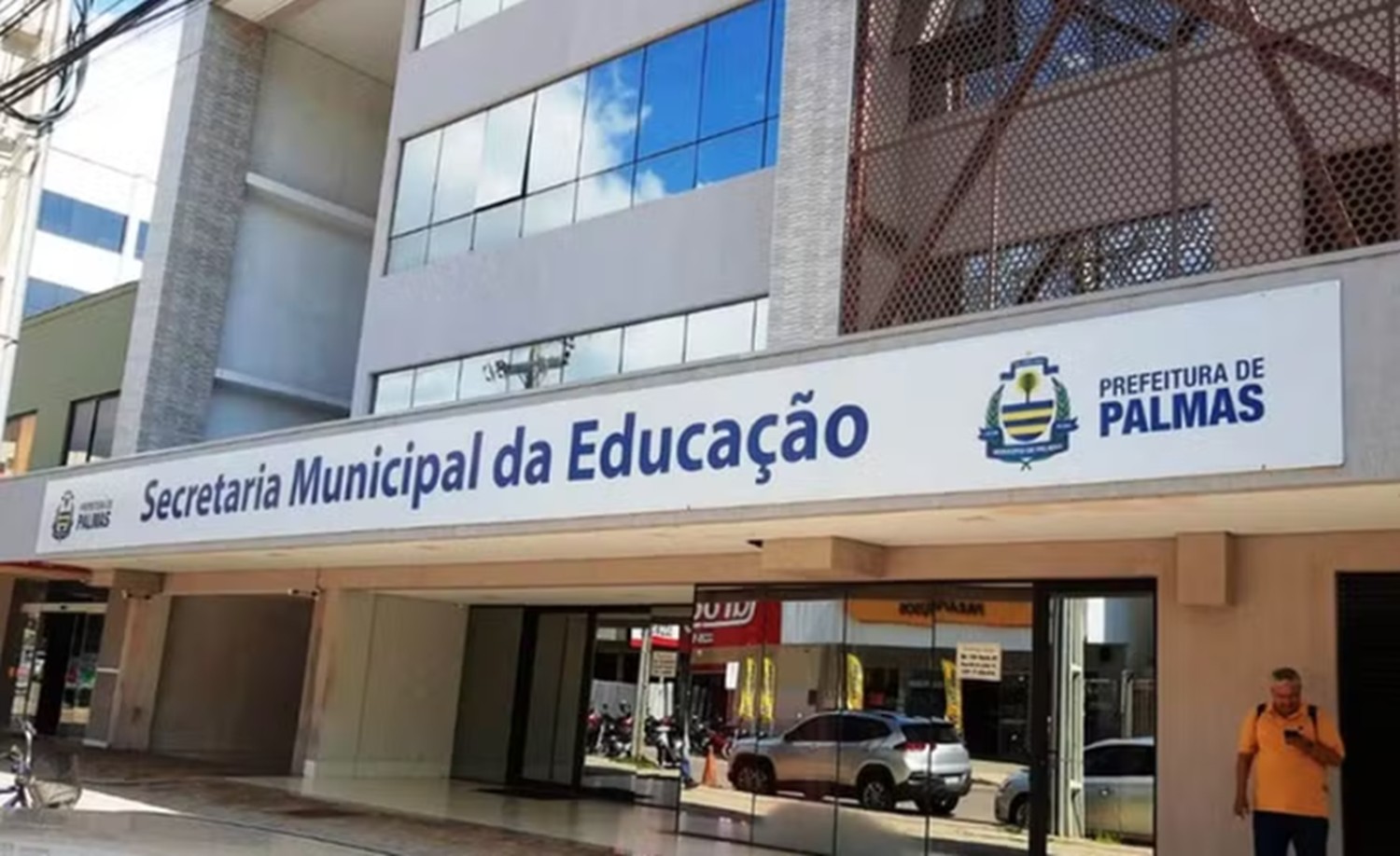 Prefeitura exonera centenas de servidores contratados para nomeação dos aprovados no concurso da educação; veja nomes 