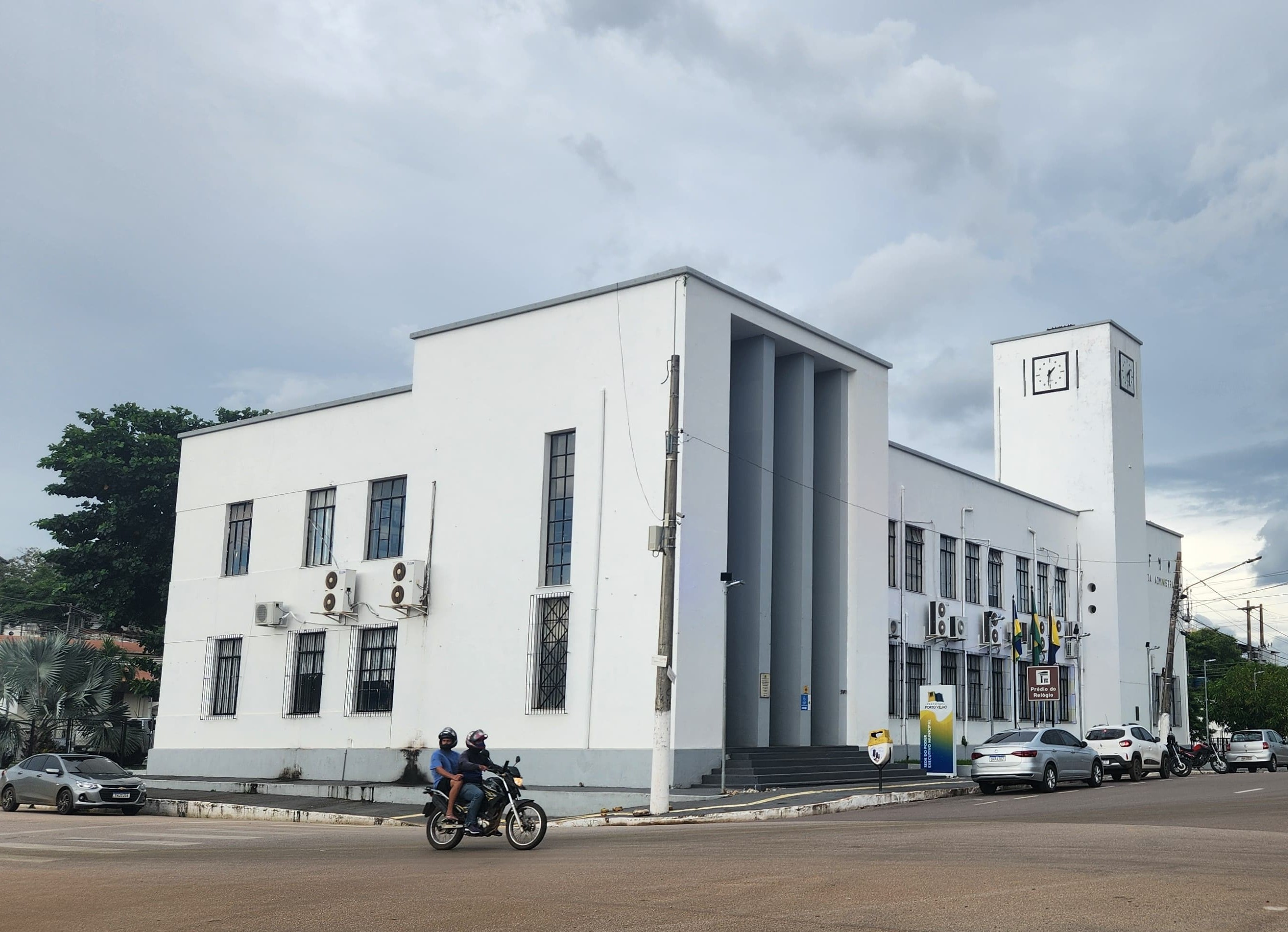 Servidor é suspeito de desviar e vender materiais da secretaria municipal de saúde em Porto Velho