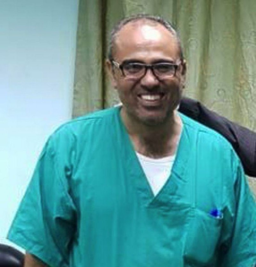 Marwan Abu Saada é o chefe do Departamento de Cirurgia Geral do hospital — Foto: Arquivo Pessoal via BBC Brasil
