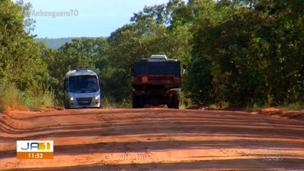 Motorista e moradores reclamam da situação da TO-010 entre Lajeado e Tocantínia