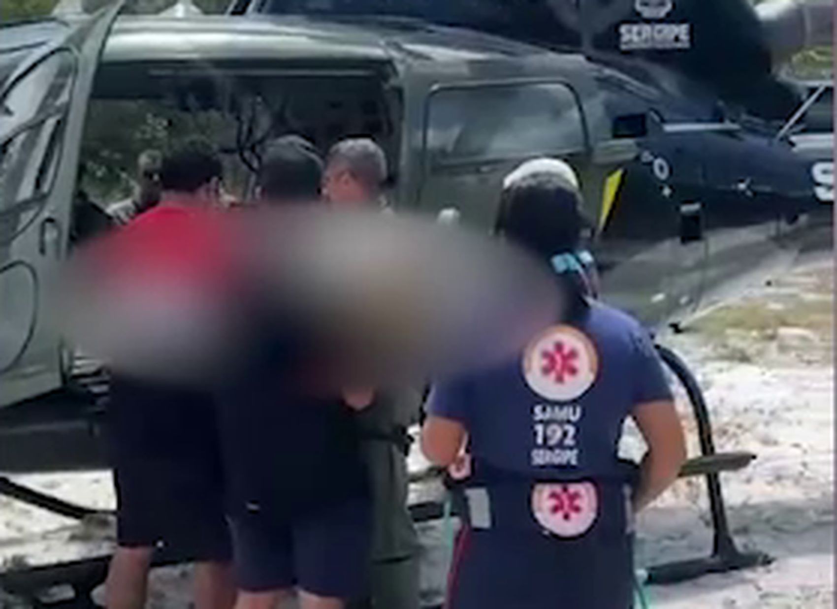 Mulher desacordada é resgatada de cachoeira em Itabaiana