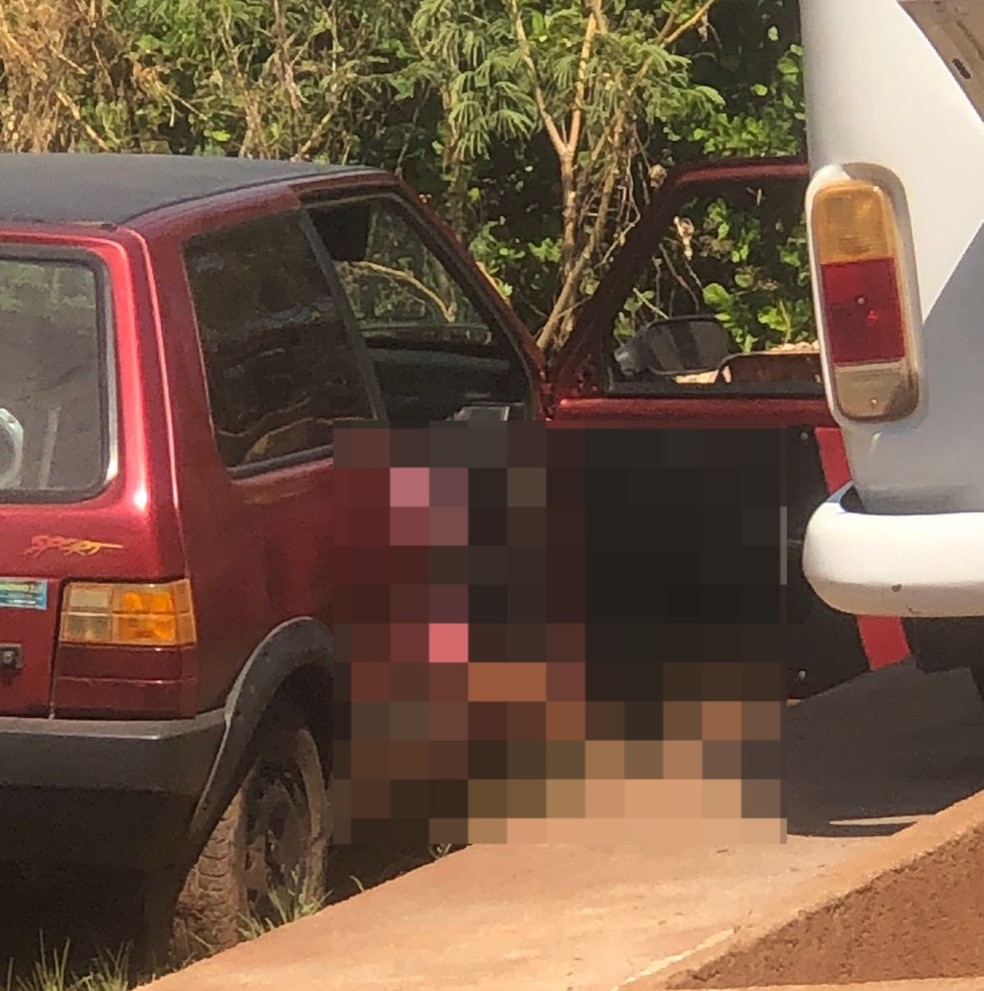 Homem é morto dentro de carro em Dom Expedito Lopes, no Piauí — Foto: Reprodução