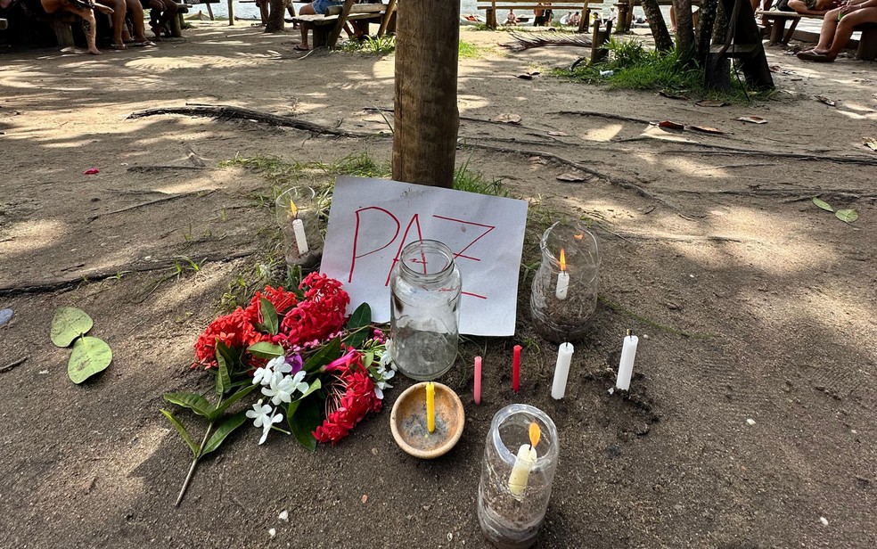 Moradores pedem justiça após guia de turismo ser morto a tiros — Foto: Redes sociais