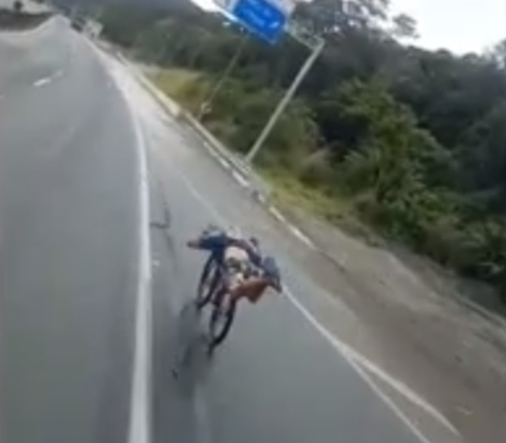 DESCENDO A SERRA DO RIO DO RASTRO NO GRAU - Mundo Bici