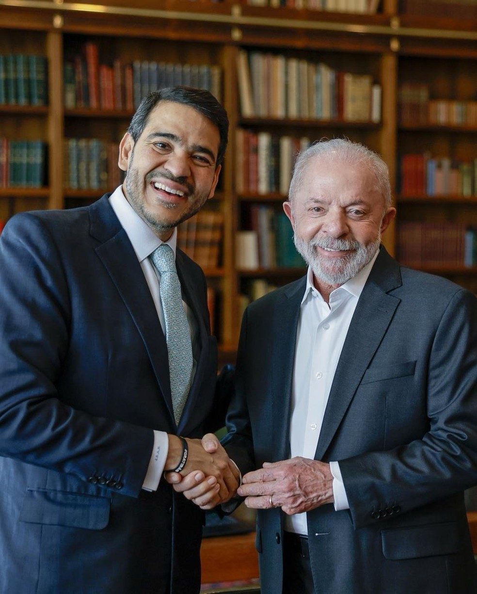 O presidente Luiz Inácio Lula da Silva e o advogado-geral da União, Jorge Messias, indicado ao STF — Foto: Ricardo Stuckert/Presidência da República
