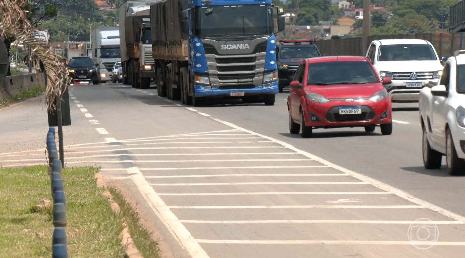 PRF testa conhecimento de motoristas sobre sinalização nas rodovias de Goiás