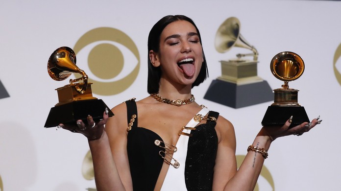 Dia da Mentira, Fraude no Grammy: emails vazados expõem negociações de  prêmios principais em troca de performances e divulgação