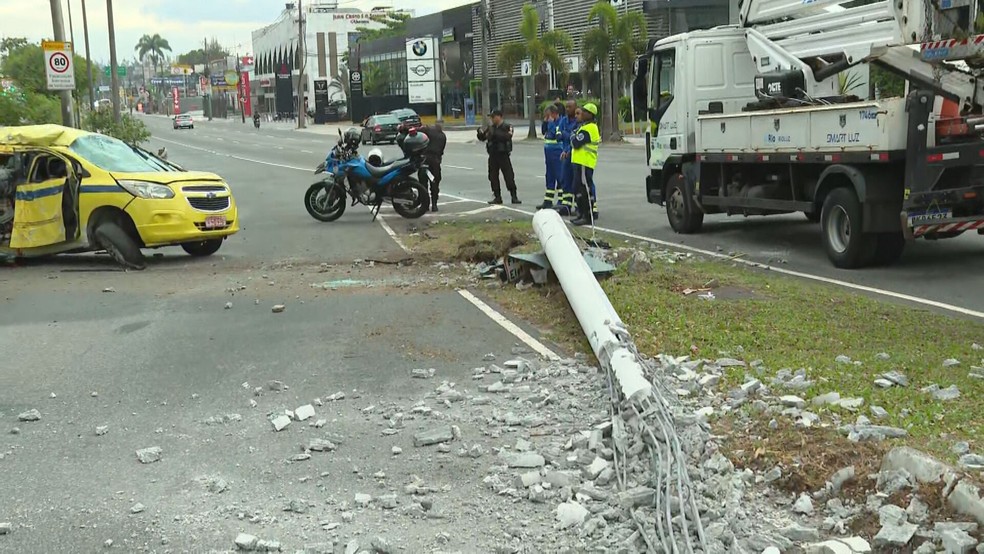 Acidente deixou um morto e 4 feridos — Foto: Anne Poly/TV Globo