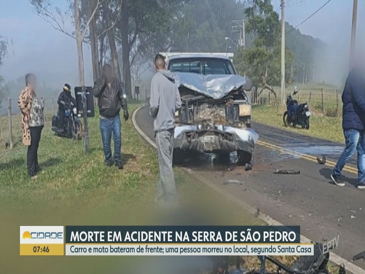 Moto e caminhão batem de frente, e homem morre na serra de São Pedro, SP