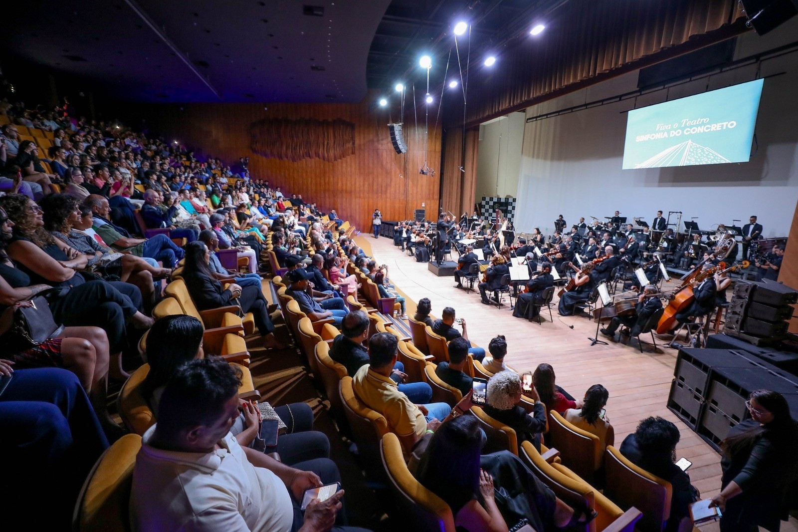 Orquestra Sinfônica do Teatro Nacional volta à sala Martins Pena a partir desta quinta-feira (6)