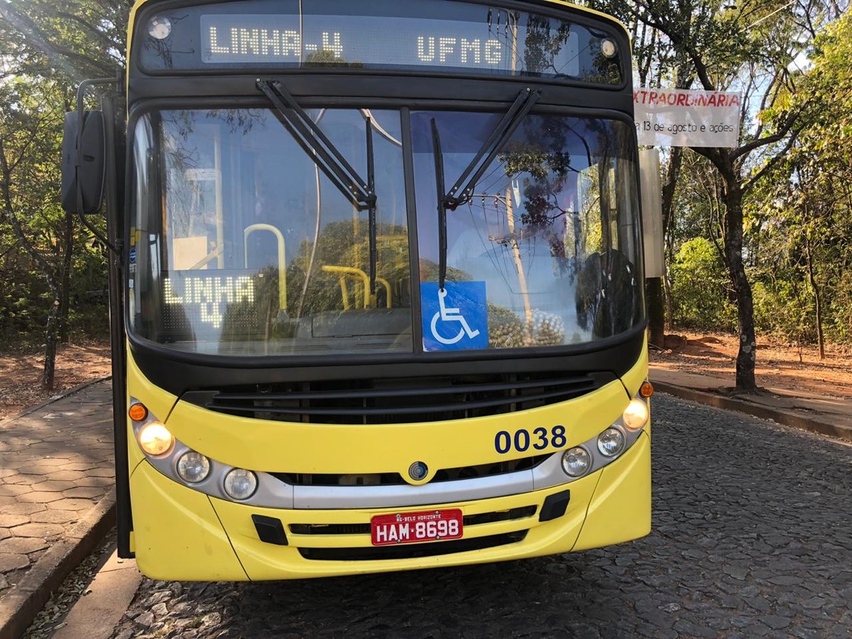 Como chegar até Sala da Congregação - Direito UFMG em Belo Horizonte de  Ônibus?