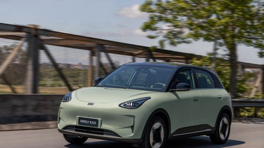 Geely EX2 é bom de dirigir e barato de manter, mas precisa corrigir 7 deslizes; VÍDEO
