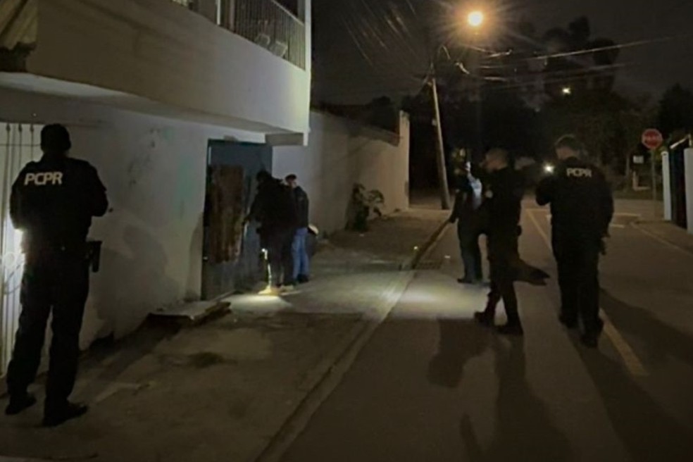 Mais de 20 pessoas são presas em operação contra o PCC no Paraná e outros dois estados — Foto: PCPR