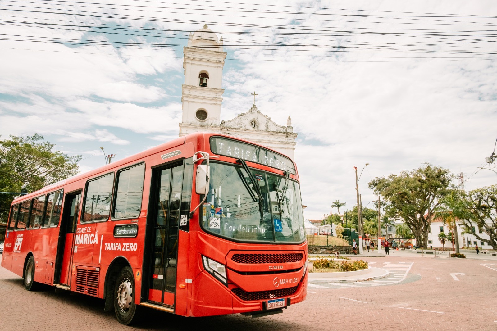 Maricá instala botão do pânico nos ônibus municipais conhecidos como Vermelhinhos