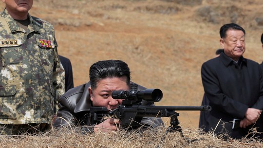 Kim Jong-un pede para tropas se prepararem 'para guerra real' - As declarações de Kim ocorrem após o envio de tropas e armamentos pela Coreia do Norte para apoiar a Rússia em sua ofensiva na Ucrânia, que já dura mais de três anos.