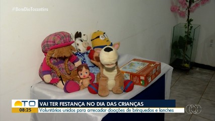 Voluntários arrecadam doação para o Dia das Crianças