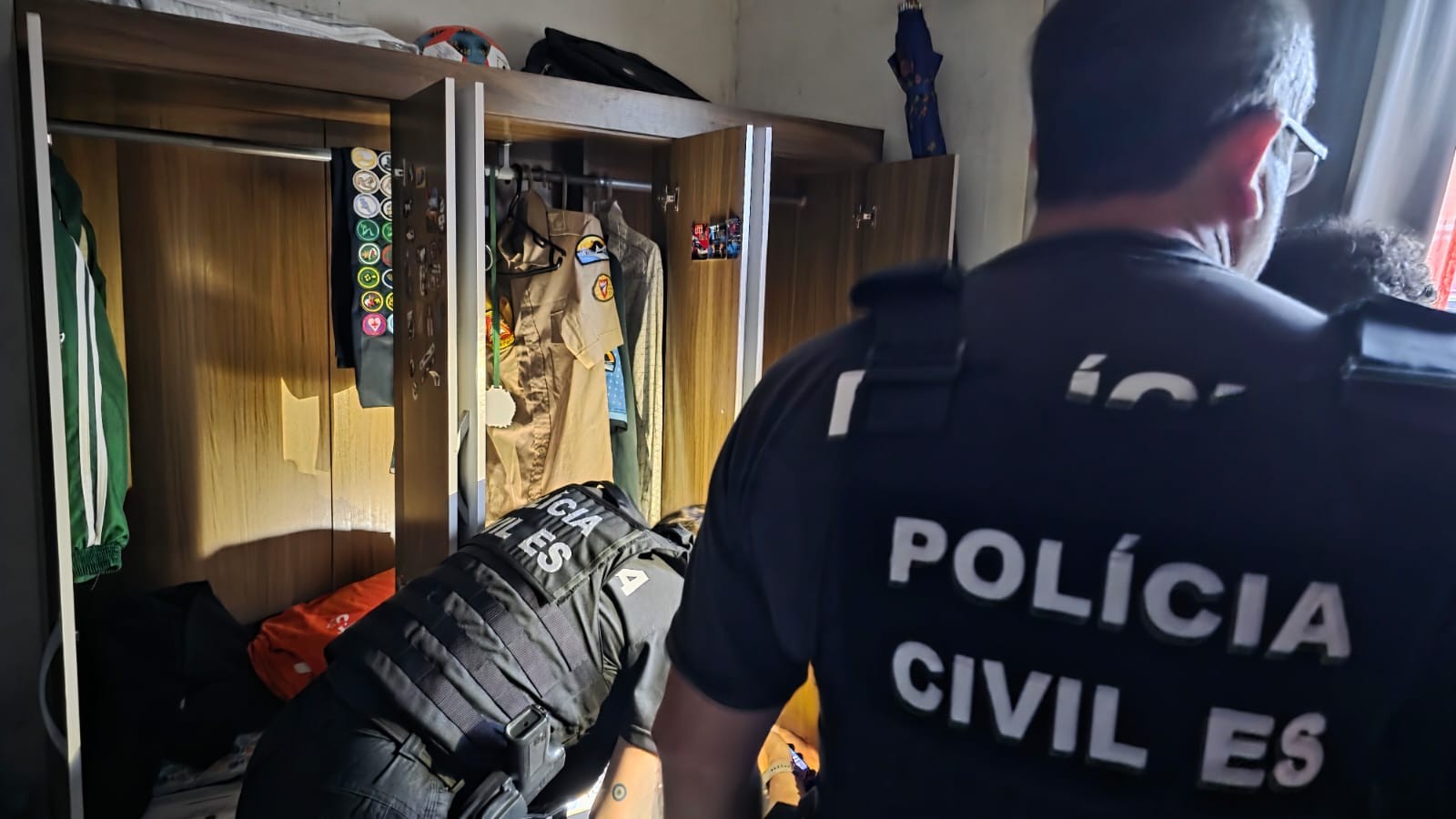 Adolescente é apreendido por incentivar automutilação em crianças, torturar animais e transmitir pela internet