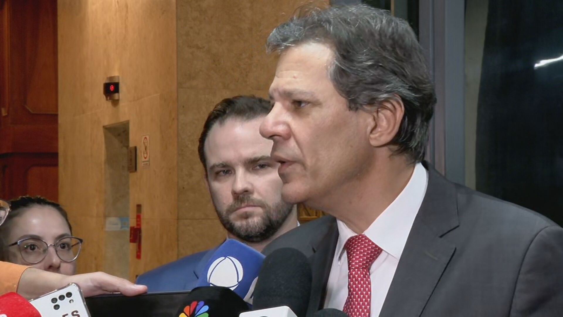 Haddad: ministros 'reagiram de várias maneiras', mas entenderam que é preciso cortar gastos