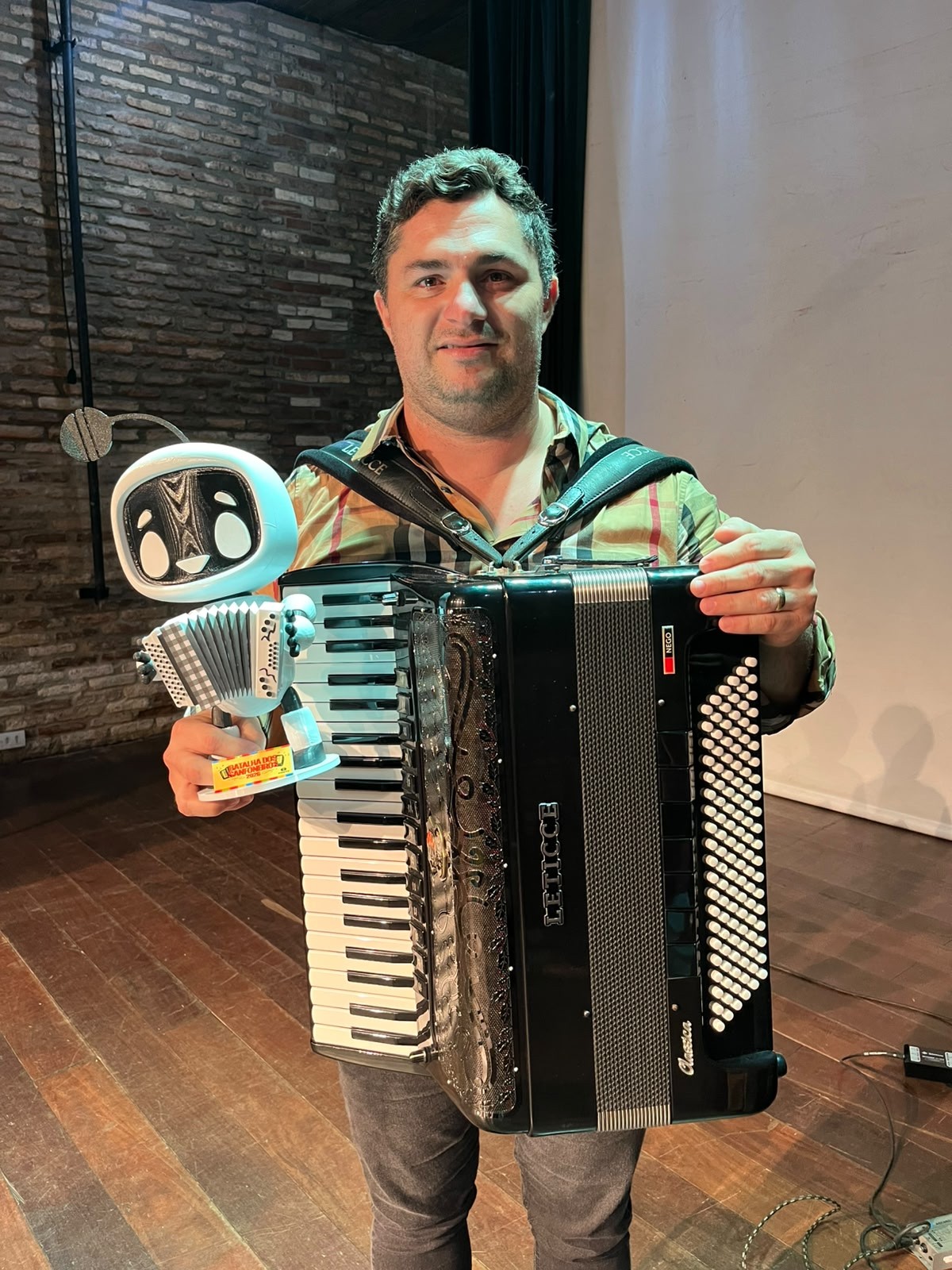 Gilson do Acordeon é o grande vencedor da 2ª Batalha dos Sanfoneiros do Inter 1