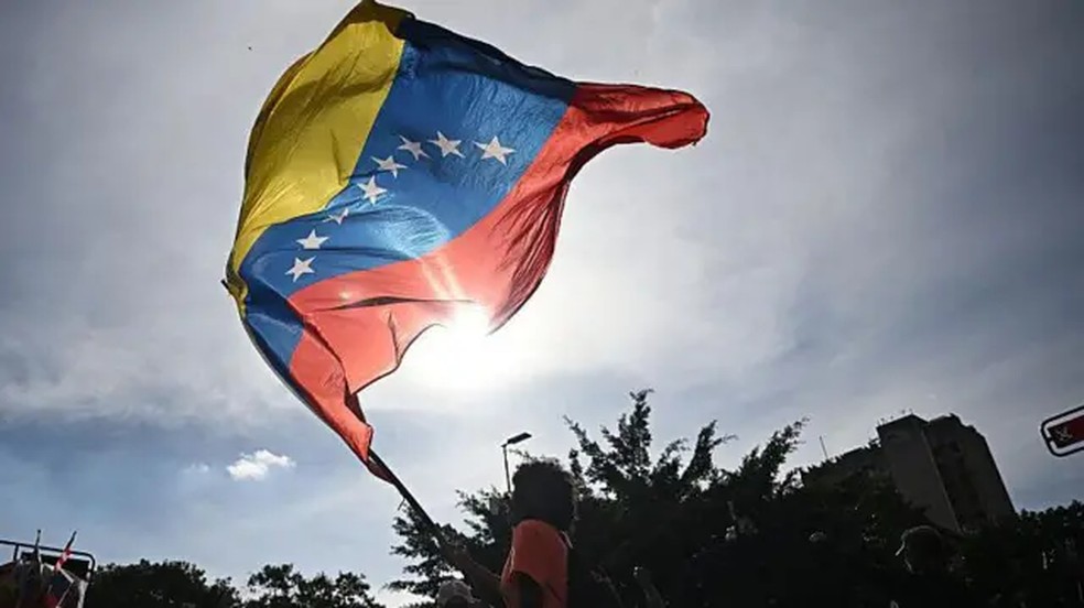 Bandeira da Venezuela — Foto: AFP via Getty Images, via BBC