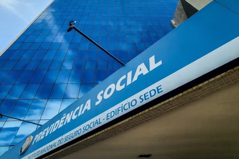 Esquema de fraude em agência do INSS na Bahia poderia causar prejuízo de R$ 99 milhões aos cofres públicos, estima PF