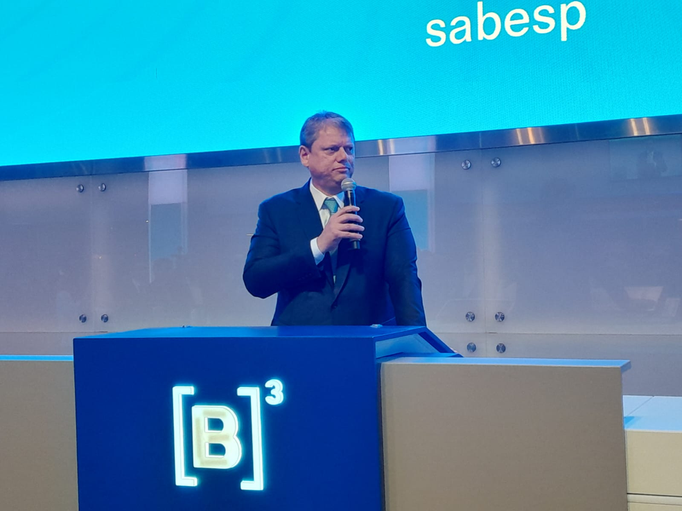 João Paulo de Freitas na B3 durante fase final da privatização da Sabesp — Foto: Paola Patriarca/g1