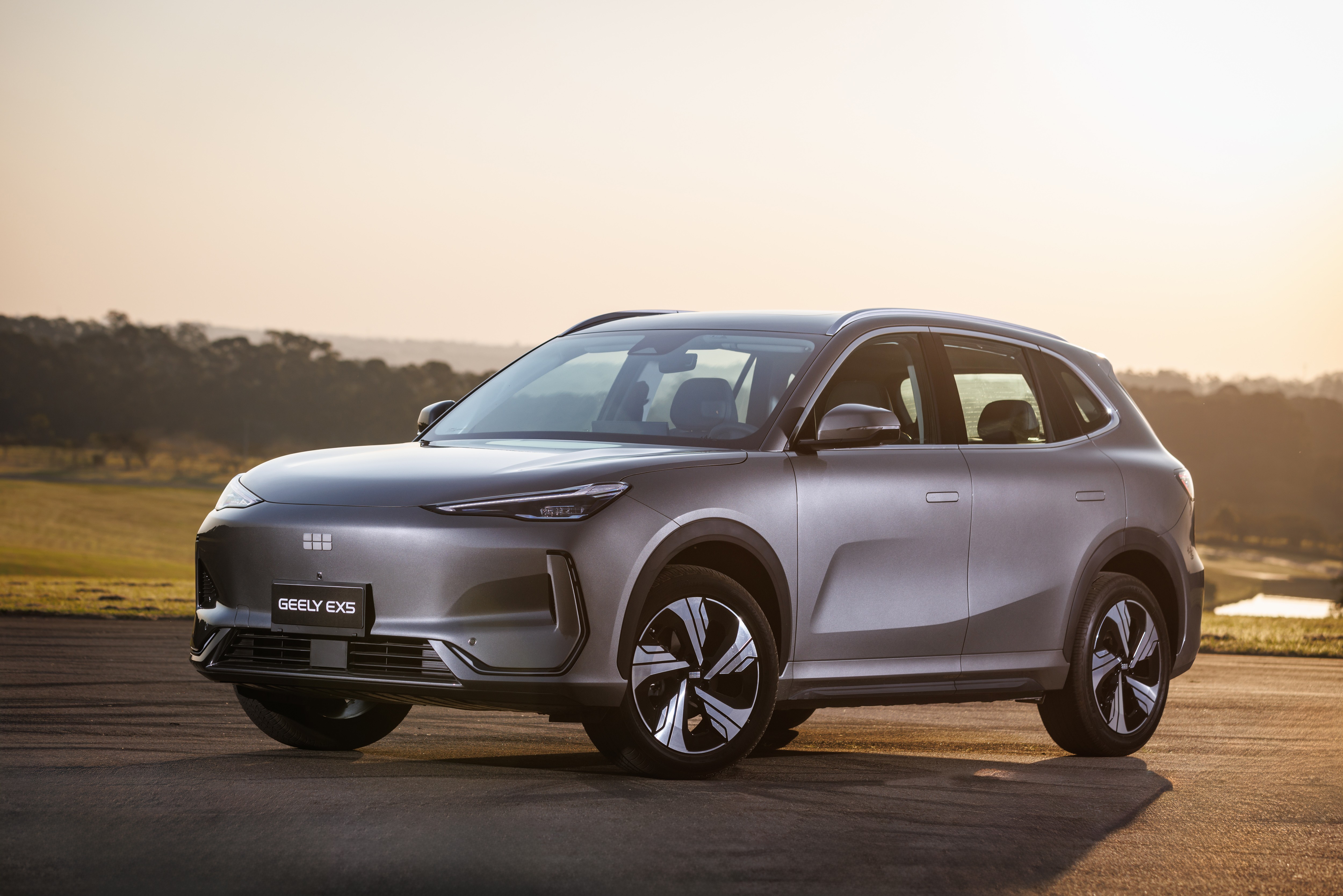 VÍDEO: Geely EX5 é bonito e refinado, mas o melhor é não ter preço