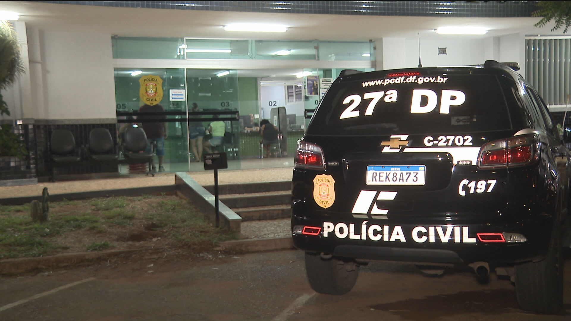 Feminicídio: homem mata companheira a facadas e tenta tirar a própria vida, no DF