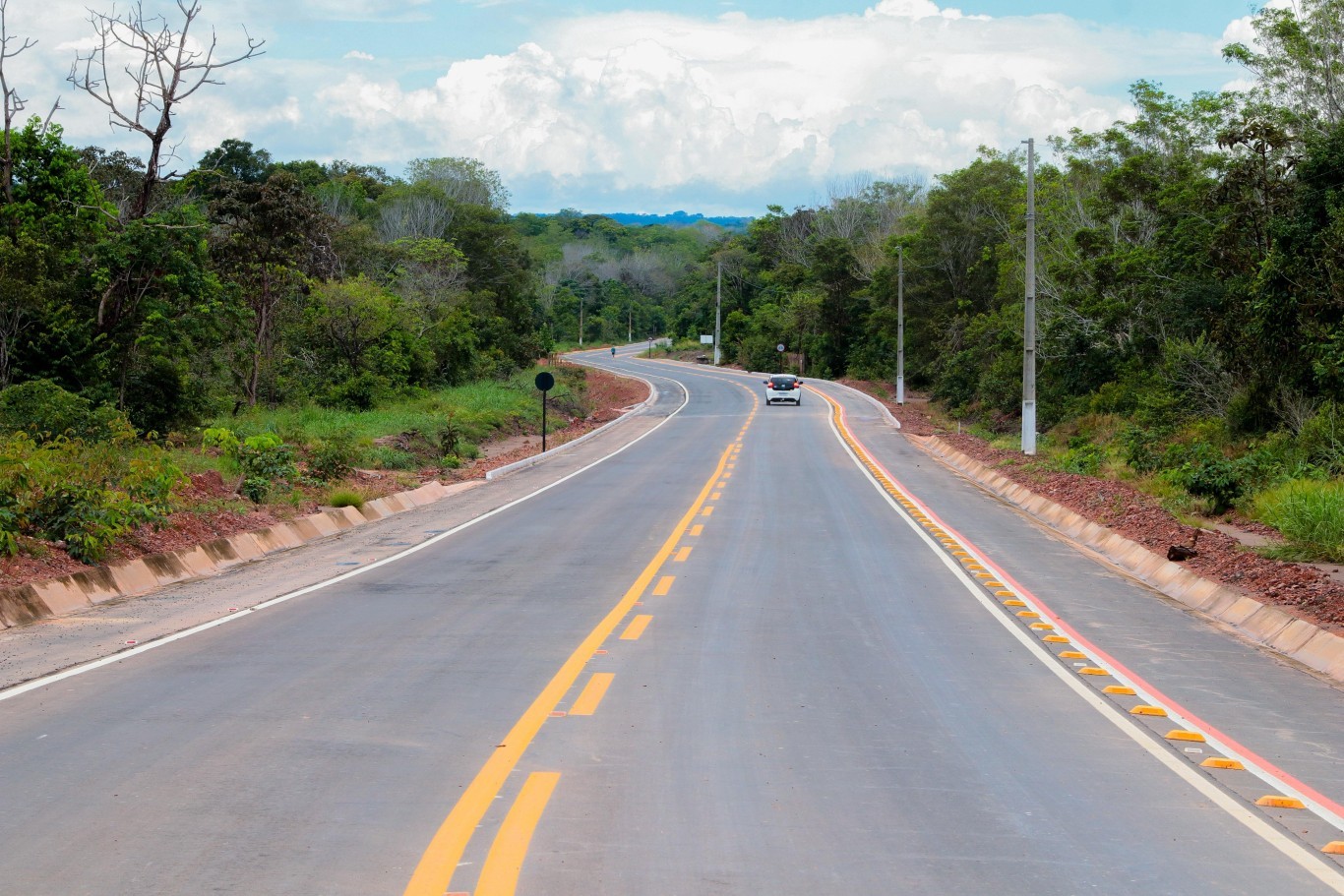 Orçada em mais de R$ 10 milhões, 1ª etapa da pavimentação da Estrada de Ponta de Pedras é entregue pela Prefeitura de Santarém