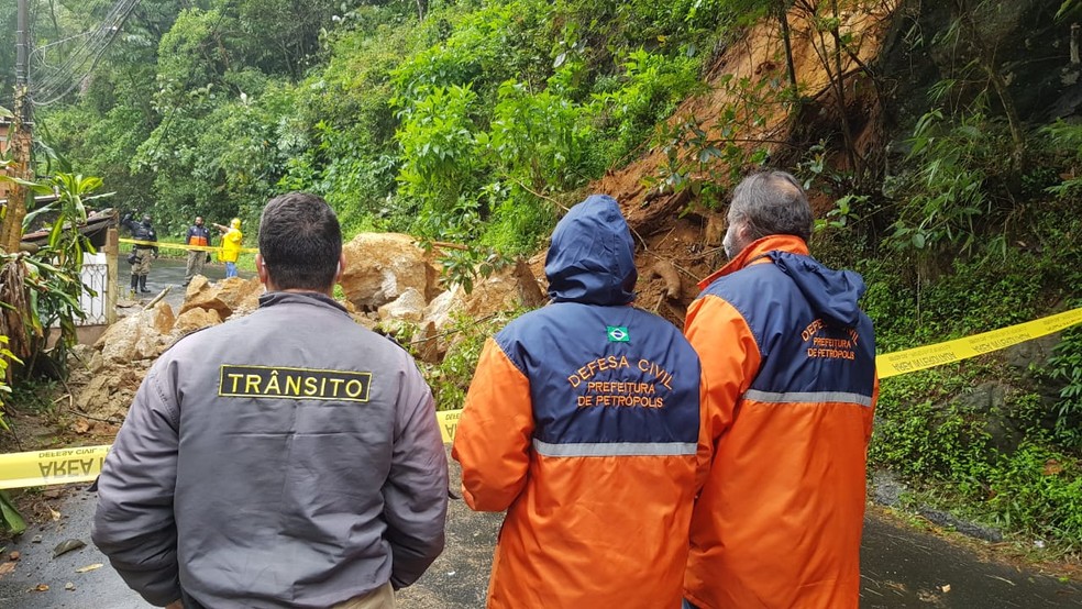 Defesa Civil registra seis ocorrências de deslizamentos desde a madrugada desta quarta-feira (20) em Petrópolis, no RJ — Foto: Divulgação/Defesa Civil de Petrópolis