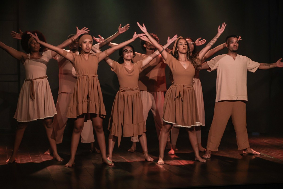 Espetáculo de dança une memória, resistência e ancestralidade em São Pedro da Aldeia