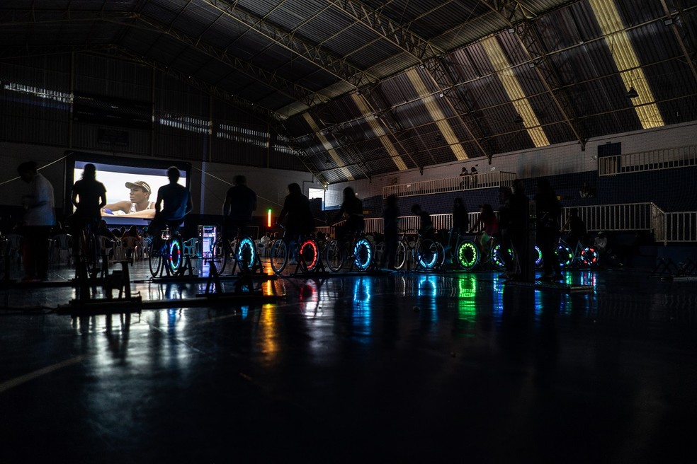1 de 5
Cinema sustent&aacute;vel funciona com energia gerada pelo p&uacute;blico em bicicletas &mdash; Foto: BikeCine/Divulga&ccedil;&atilde;o