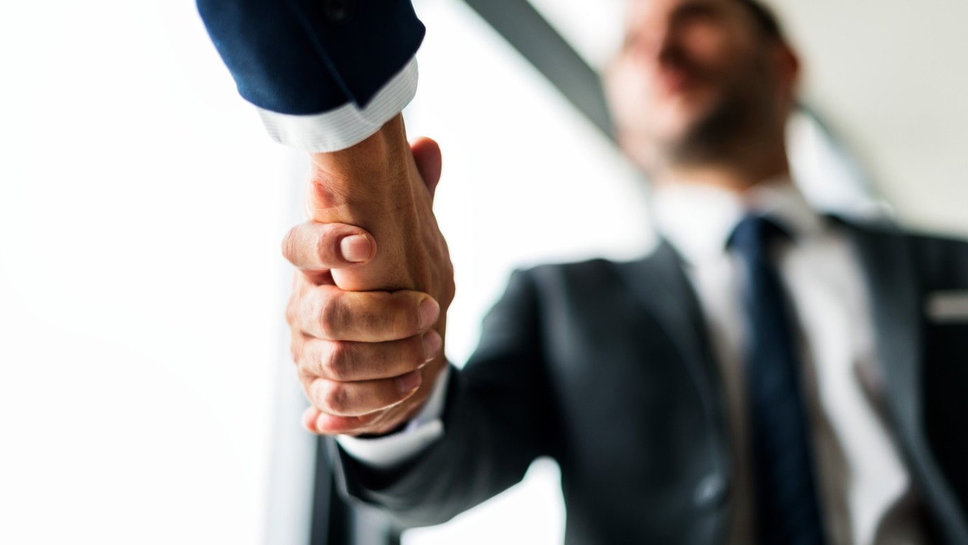 Confiança como estratégia: o jeito QualiS de transformar serviço em parceria.