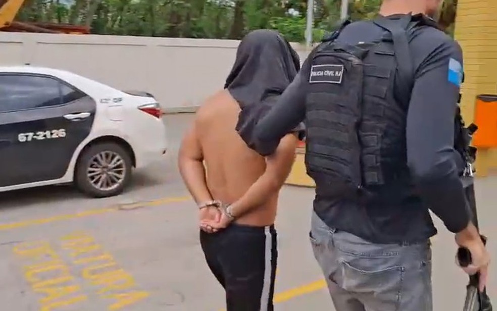 Professor de colégio no Recreio é preso por importunação sexual — Foto: Reprodução