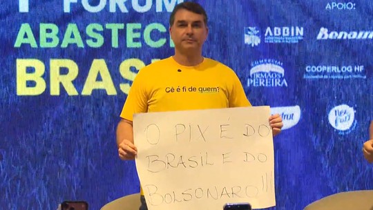Flávio diz esperar que Trump não aplique tarifaço ao Brasil