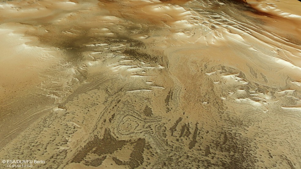 Imagem em perspectiva da "Cidade Inca" em Marte. — Foto: ESA