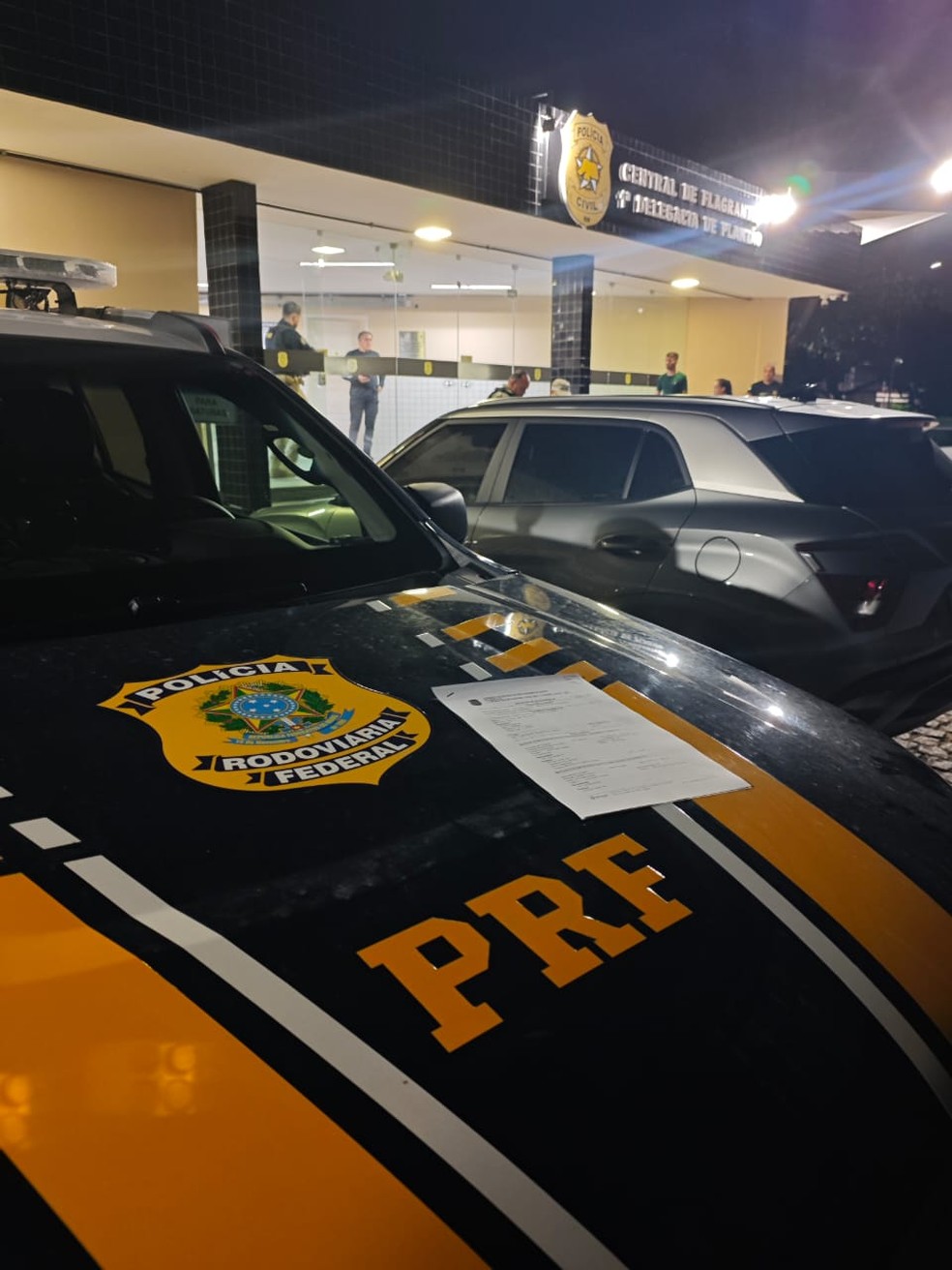 Foragido preso em Natal foi levado para a Central de Flagrantes da Polícia Civil — Foto: PRF/Divulgação