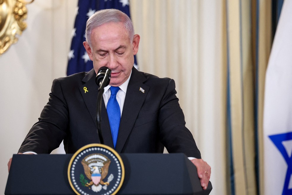O primeiro-ministro de Israel, Benjamin Netanyahu, durante anúncio na Casa Branca, em 29 de setembro de 2025 — Foto: REUTERS/Jonathan Ernst