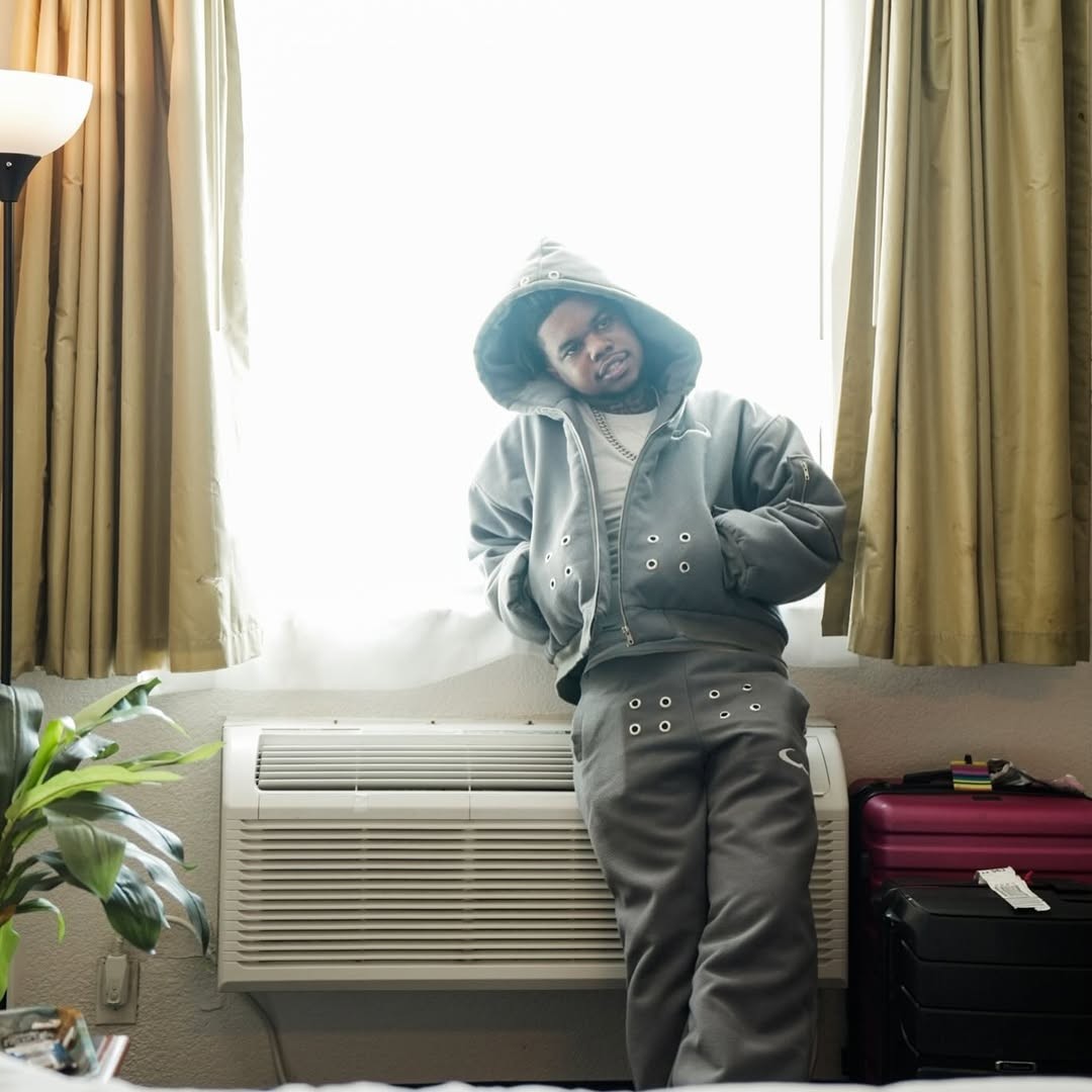 Rapper Lil Poppa morre aos 25 anos, diz site