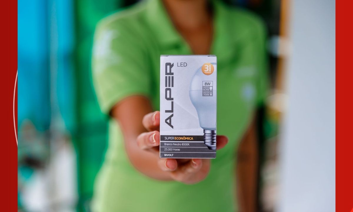 Neoenergia Coelba promove troca gratuita de lâmpadas por LED em Alagoinhas; saiba como participar