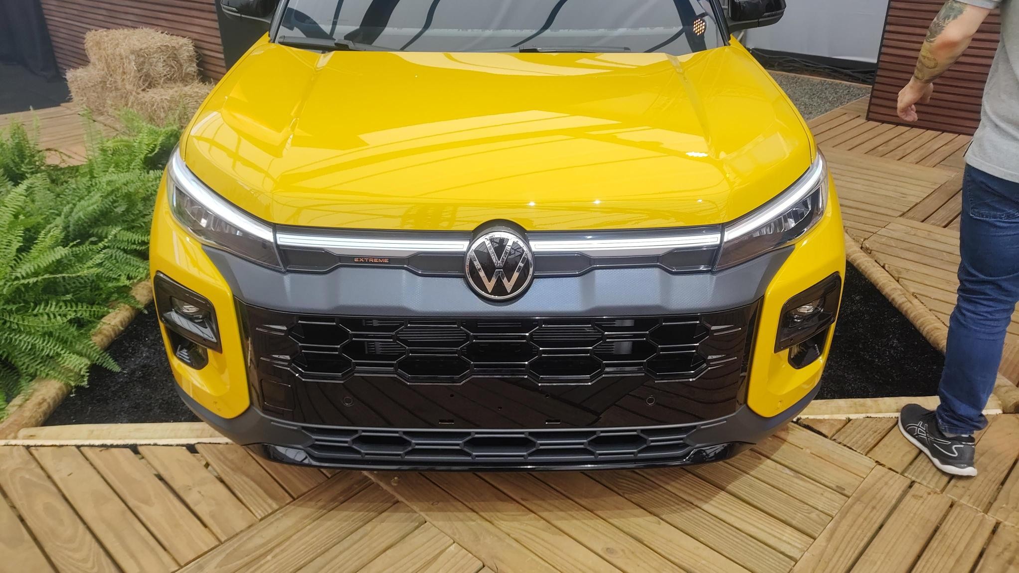 Volkswagen apresenta Tukan; picape eletrificada que vai encarar Fiat Toro