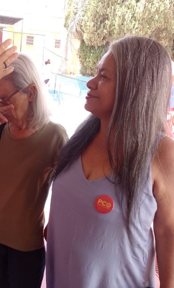 Lourdes Francisco (PCO), candidata à prefeitura, vota em Belo Horizonte