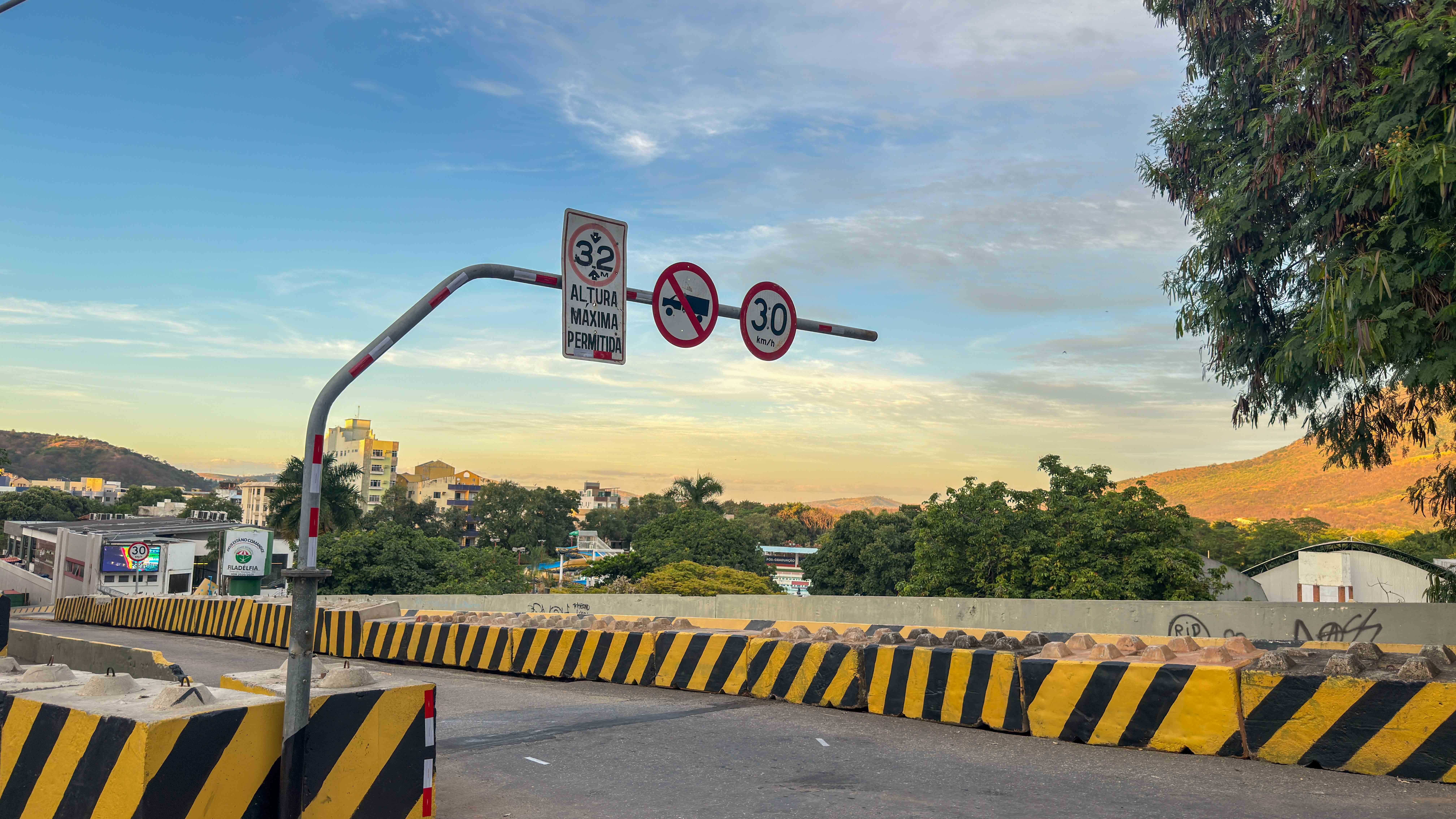 Prefeitura prevê liberação total do Viaduto do Filadélfia até segunda-feira (5) em Governador Valadares
